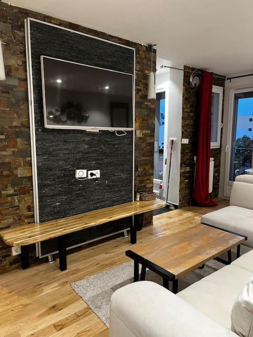 Appartement Convivial Pour Sejourner Le Kremlin-Bicêtre Esterno foto