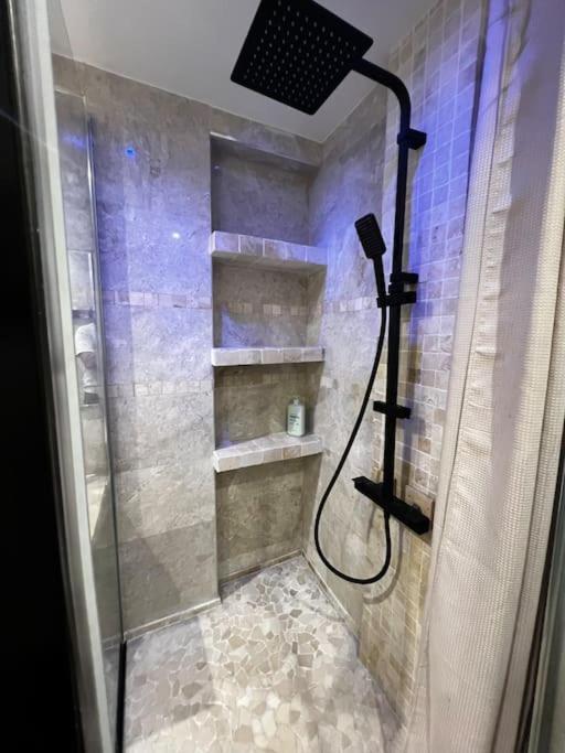 Appartement Convivial Pour Sejourner Le Kremlin-Bicêtre Esterno foto